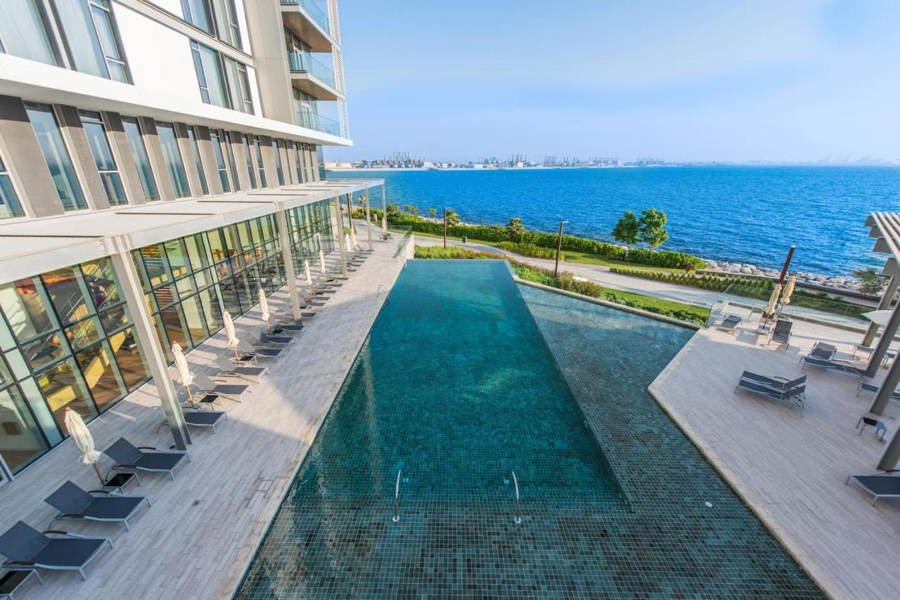 Luxury 2 Bedroom Beachfront Apt W Stunning Sea View دبي المظهر الخارجي الصورة